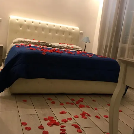 Lunablu Nocleg ze śniadaniem 4*